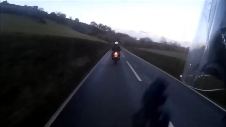motorcycle touring etiquette - overtaking