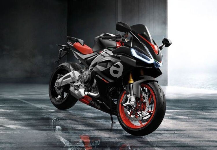 aprilia rs660 - touring on a sports bike