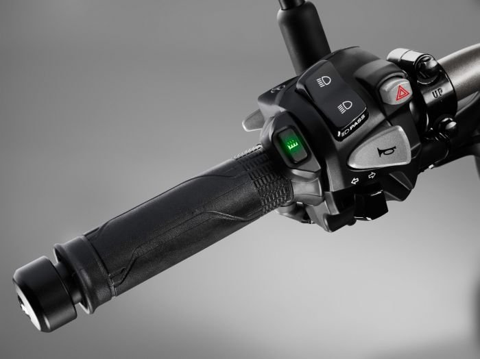 honda-oem-heated-grips heated grips for motorcycle touring