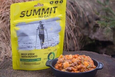 summit to eat beef and potato stew