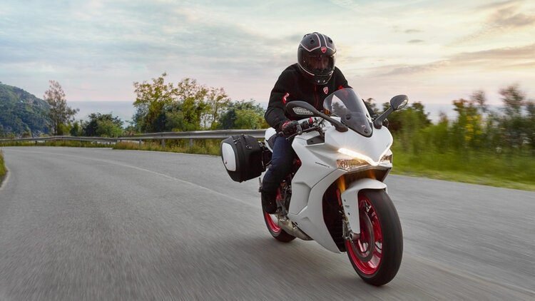 ducati supersport - touring on a sports bike