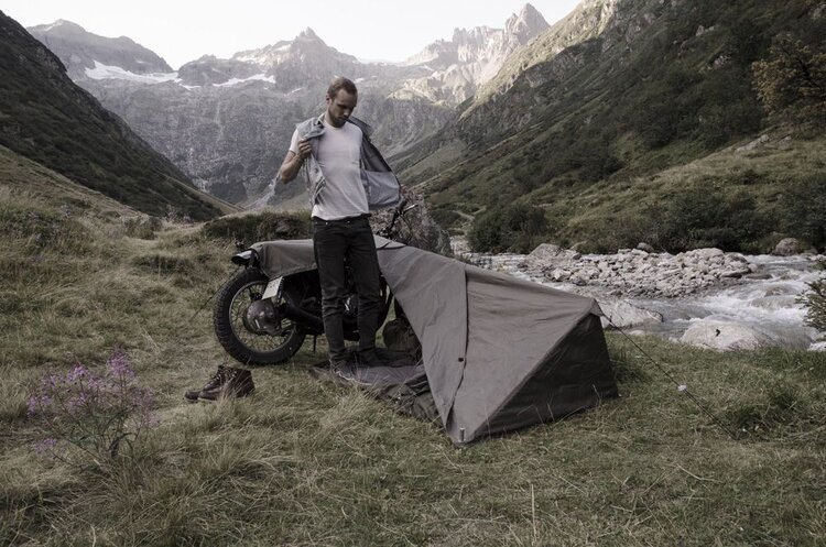 minimalist motorcycle camping