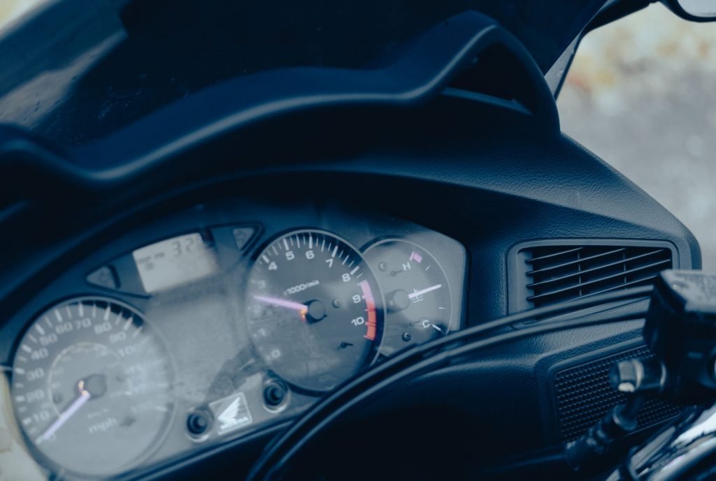 slow-speed riding for motorcycle touring - motorcycle binnacle, positive throttle
