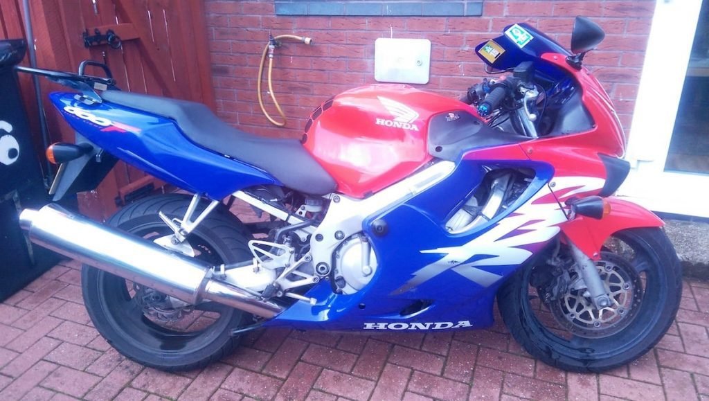 Honda CBR600F - motorcycle touring trends