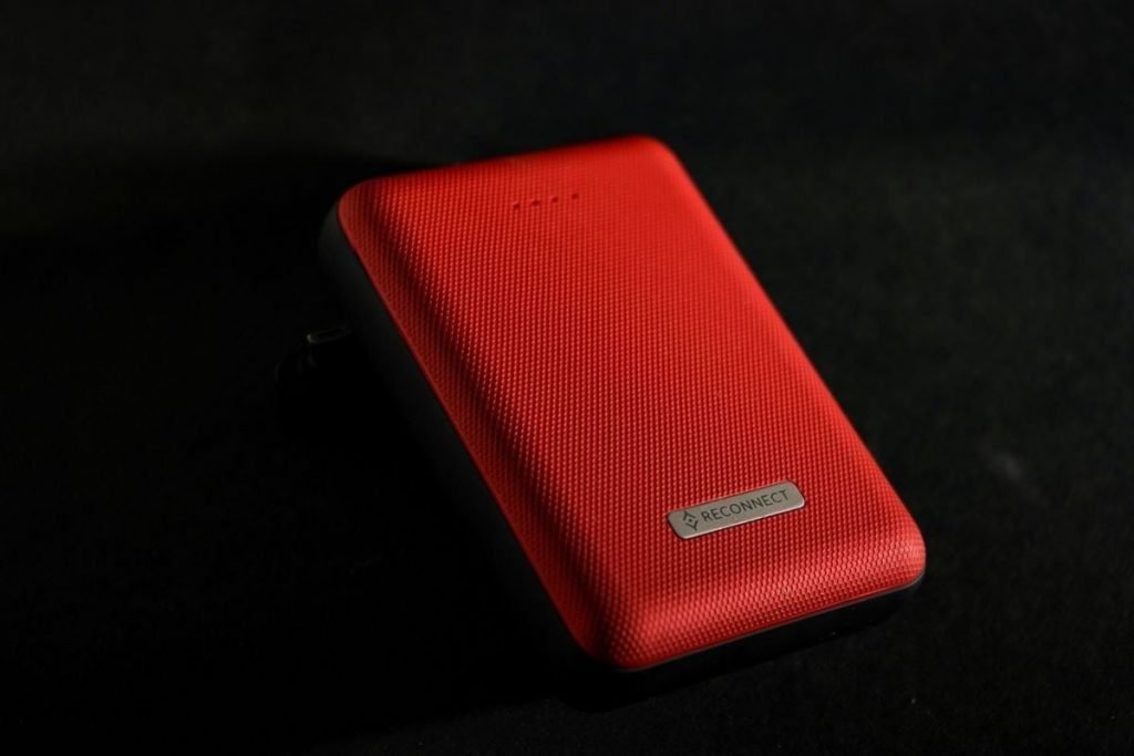 powerbank in red