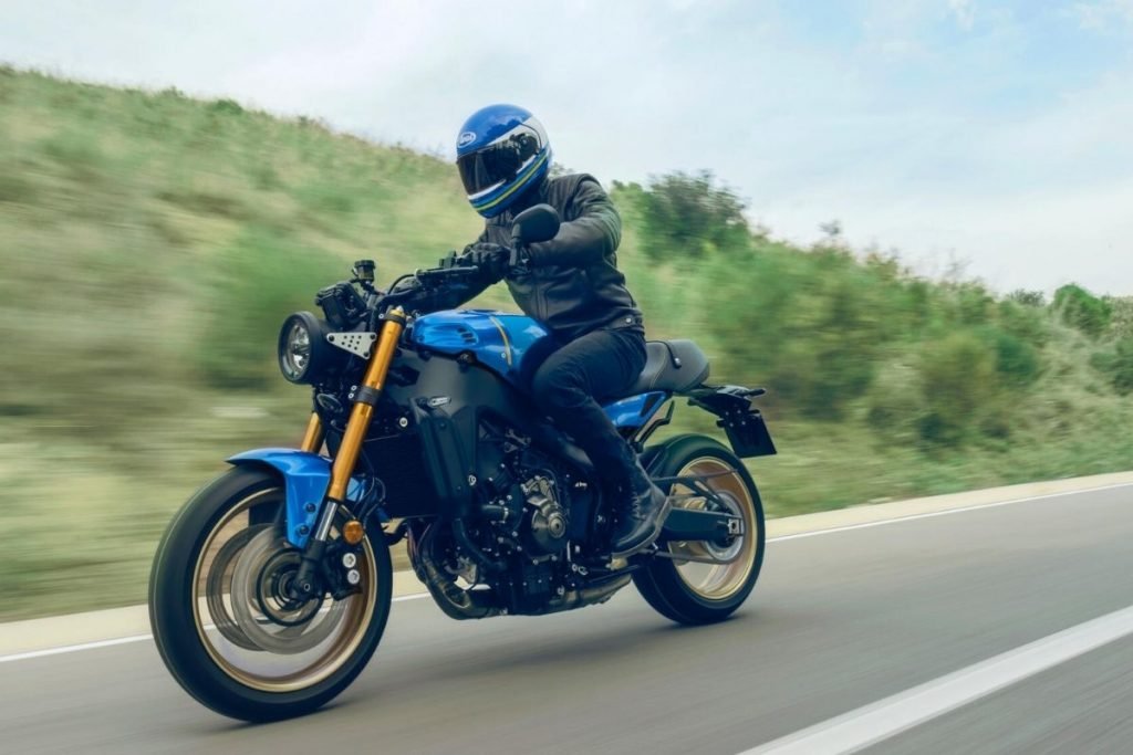 yamaha xrs900 - unlikely touring motorcycles