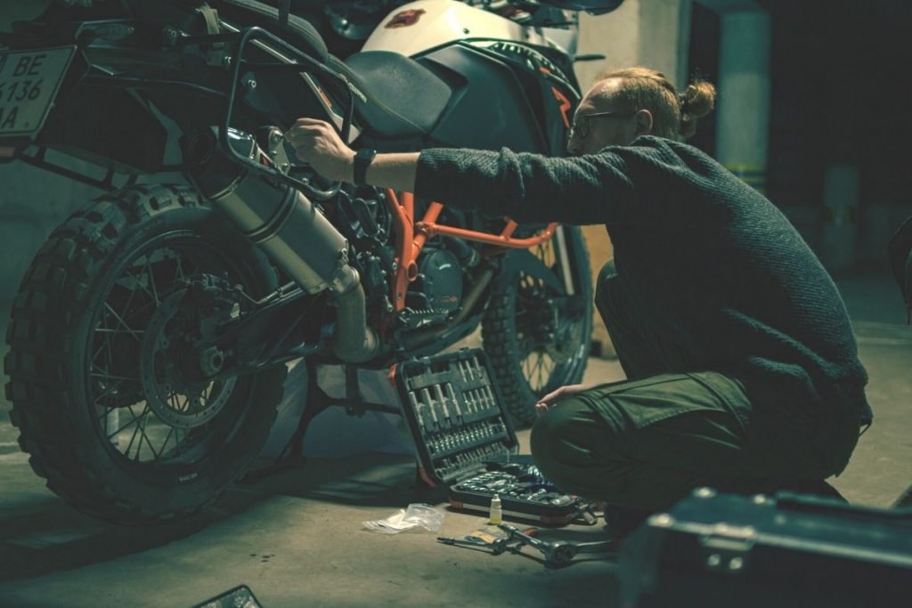 motorbike mechanic ktm
