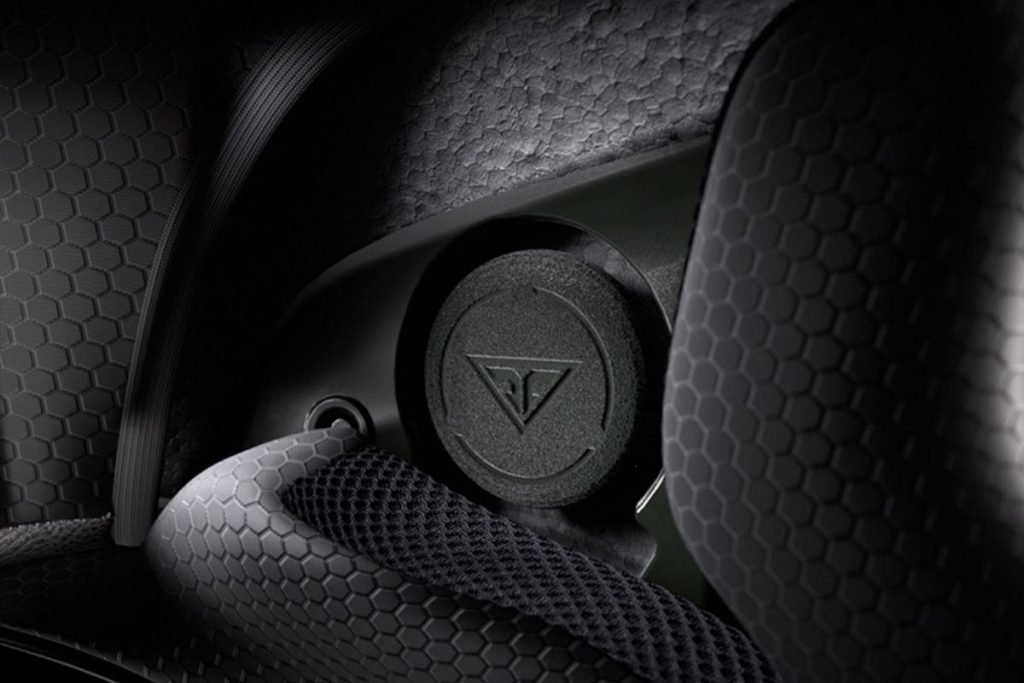 forcite mk1s speakers - smart motorcycle helmet