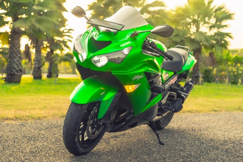 kawasaki zzr1400 - biggest-capacity motorcycles